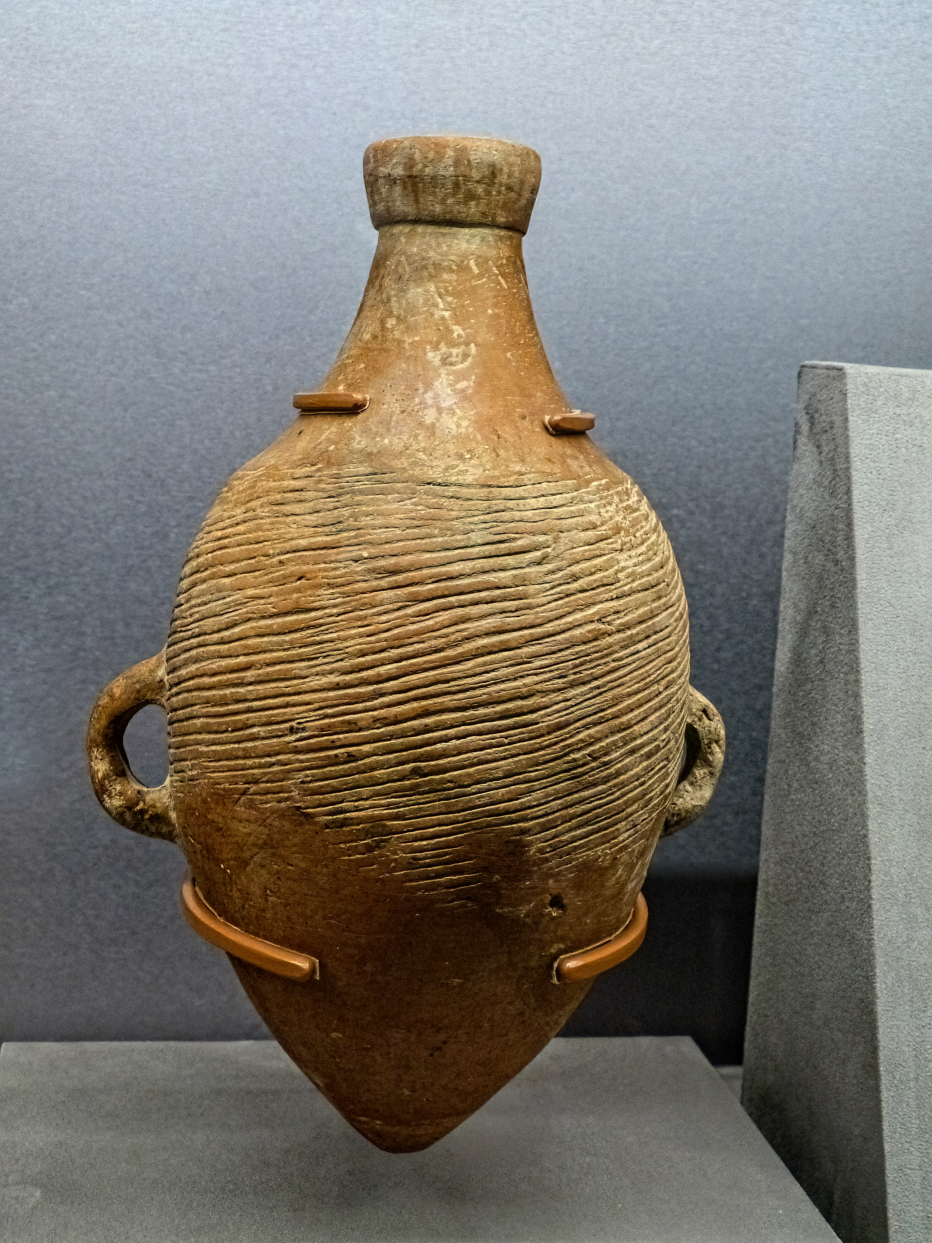 Banpo Pottery — © Photo via Wikimedia Commons, CC BY-SA 4.0